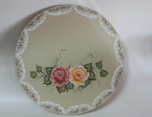 פלטה להגשה-ורדים ותחרה