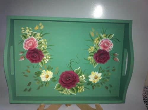 מגש-ציור על עץ