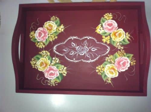 מגש-ציור על עץ