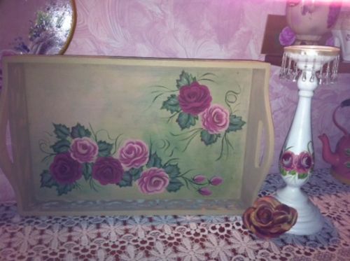 מגש לארוח-ציור על עץ