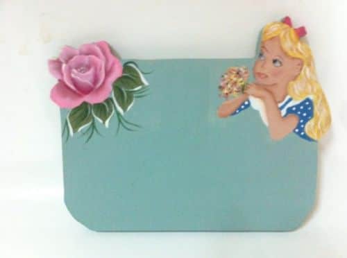 שלט כניסה לחדר בנות