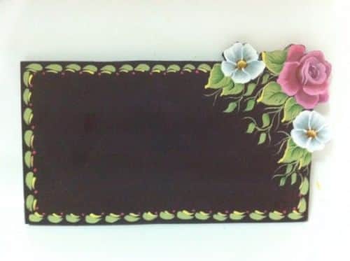 משטח הגשה לשולחן אירוח