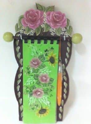 פנקס רשימות-ציר על עץ