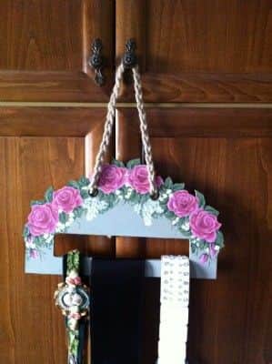 קולב לחגורות\צעיפים